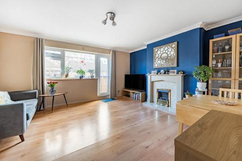 97 Nelgarde Road, London, SE6 4TB
