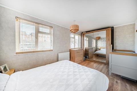 97 Nelgarde Road, London, SE6 4TB