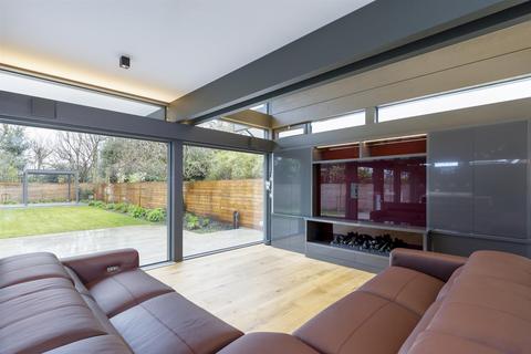 10 Manor Place, Chislehurst, BR7 5QH