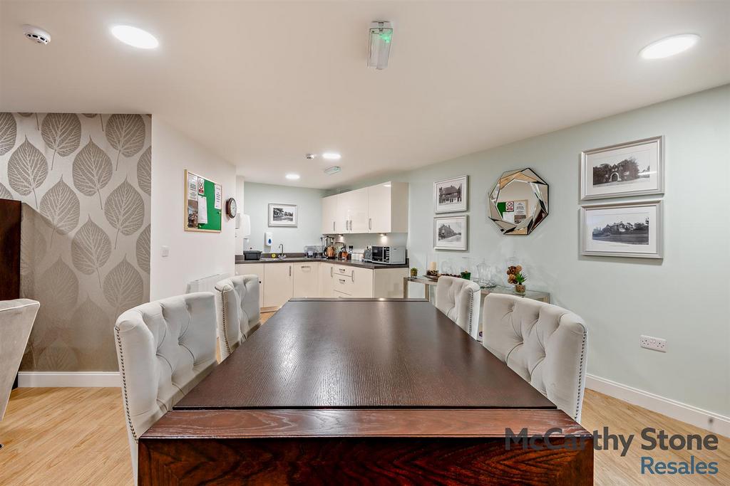 8636554-interior20-800.jpg