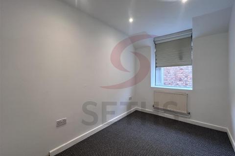 2 bedroom flat to rent, Market Place, Leicester LE1