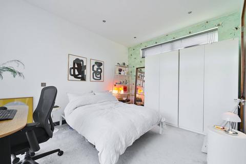 65a - 65b Northchurch Road, London, N1 3NU