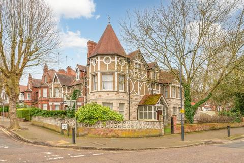 Teignmouth Road, Mapesbury Estate, London, NW2