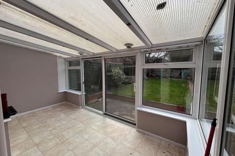 135 Edenhurst Road, Birmingham, B31 4PW