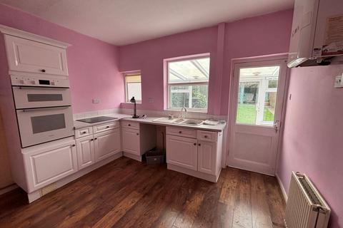 135 Edenhurst Road, Birmingham, B31 4PW