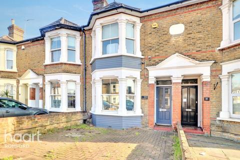 3 bedroom terraced house for sale, Como Street, Romford, RM7 7DR