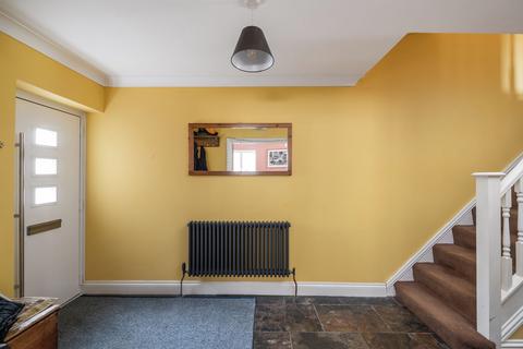 17a Cavendish Road, Redhill, RH1 4AL
