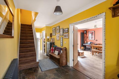 17a Cavendish Road, Redhill, RH1 4AL