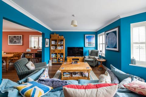 17a Cavendish Road, Redhill, RH1 4AL