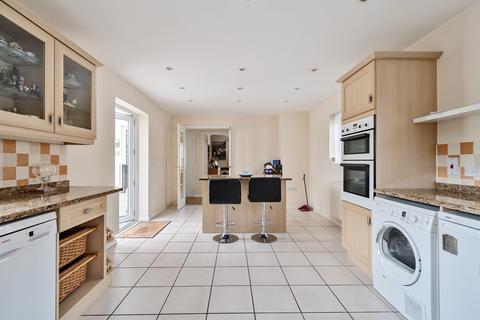 26 Kings Croft, Long Ashton, Bristol, BS41 9EE