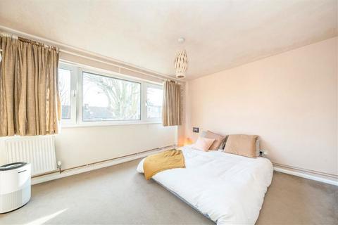 3 bedroom terraced house for sale, Leyland Road, London SE12