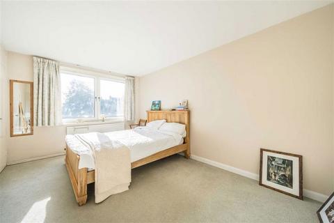 undefined, Penton Hall Drive, Staines-Upon-Thames TW18