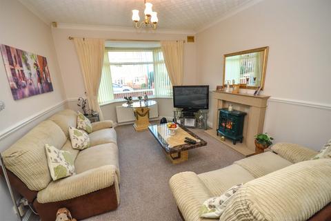 2 bedroom bungalow for sale, Northfield Road, South Shields