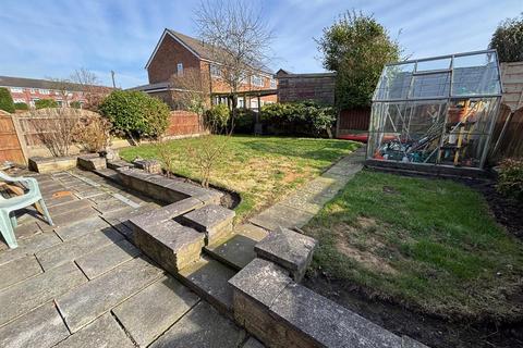 3 bedroom semi-detached house for sale, Kenilworth Road, Macclesfield