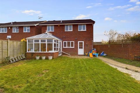 6 Broad Leys Road, Barnwood, Gloucester, GL4 3YW