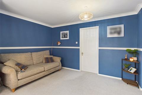 6 Broad Leys Road, Barnwood, Gloucester, GL4 3YW