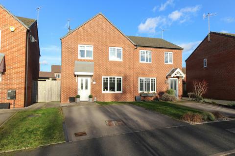 3 bedroom semi-detached house for sale, Sandringham Avenue, Stratford upon Avon, CV37