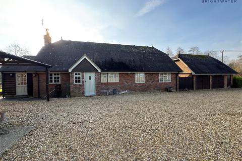 4 bedroom bungalow to rent, Stuckton Road, Stuckton, Hampshire, SP6