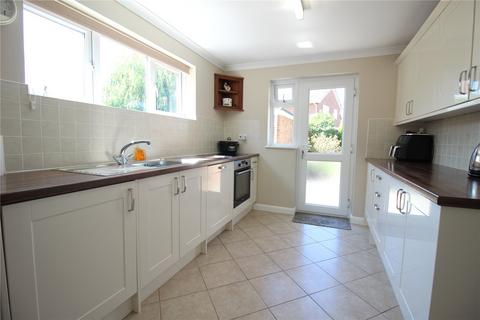 4 bedroom detached house for sale, Compton Close, Lee-On-The-Solent, Hampshire, PO13