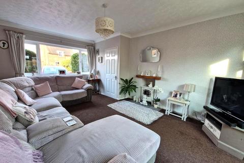 3 bedroom end of terrace house for sale, 206 St Michaels Drive, WS15 1EU