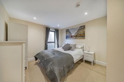 1 bedroom apartment for sale, Spa Road, London, SE16