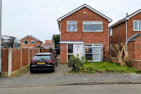 3 bedroom detached house for sale, Malvern Close, Lincoln, Lincolnshire, LN5 8SU