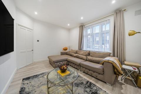 83 Overdown Road, London, SE6 3ET