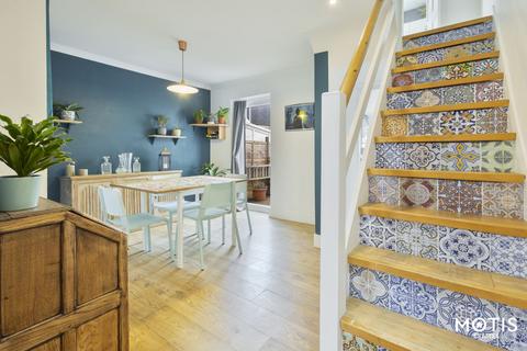 19 Sidney Street, Folkestone, CT19 6HF