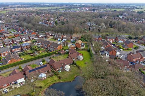 9 Birchways, Appleton, Warrington, WA4 5DQ