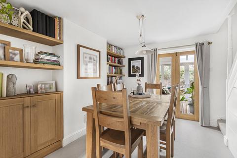 6 Blays Lane, Englefield Green, Egham, TW20 0PH