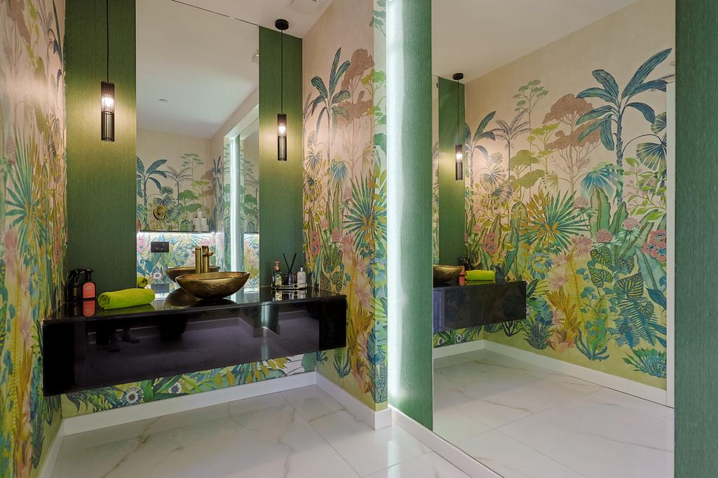 A page   3 2 1 Hollybush Close - Web-7.jpg