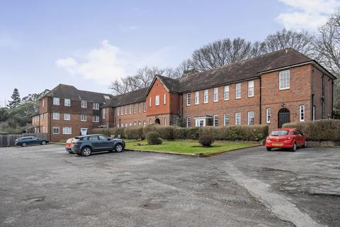 2 bedroom apartment for sale, Old Lane, Dockenfield, Farnham, Surrey, GU10