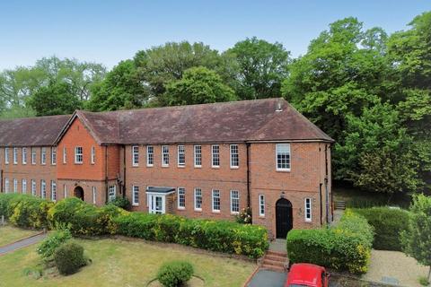 2 bedroom apartment for sale, Old Lane, Dockenfield, Farnham, Surrey, GU10