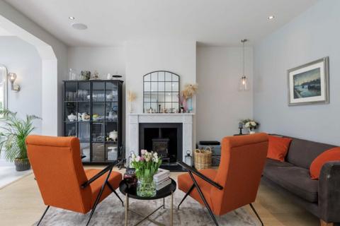 4 bedroom semi-detached house for sale, Mostyn Road, London SW19