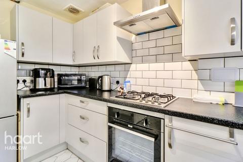 3 bedroom terraced house to rent, Canons Brook, HARLOW