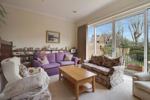 3 bedroom end of terrace house for sale, Grove Road, East Molesey, KT8