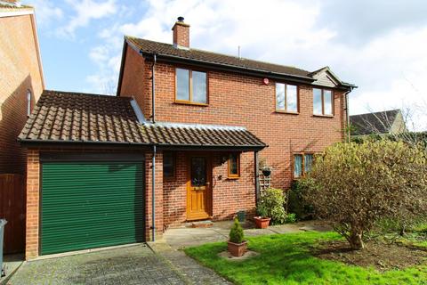 3 bedroom detached house for sale, MAYBUSH WALK, OLNEY