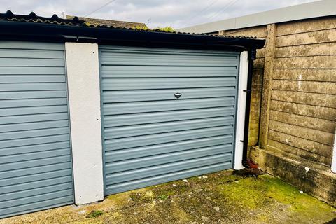 5 Oliver Close, Hemel Hempstead, HP3 9PX