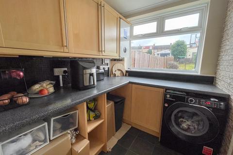 2 bedroom end of terrace house for sale, Rochester Road, Gravesend, Kent, DA12