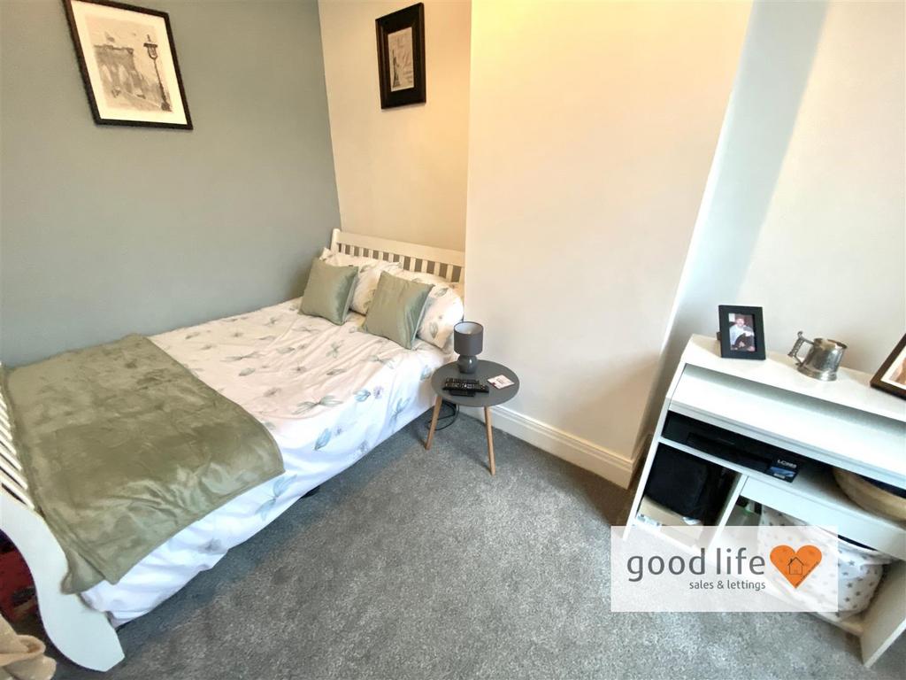 20250212 140340771 i OS85sydenhamterrace.jpg