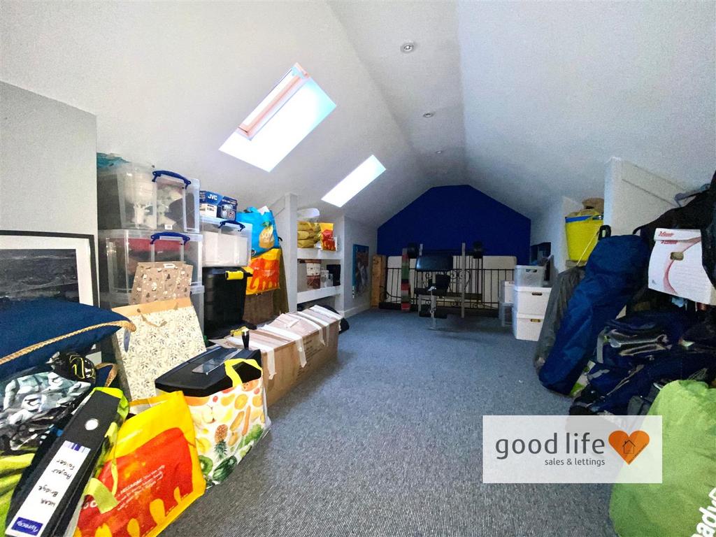20250212 140730542 i OS85sydenhamterrace.jpg