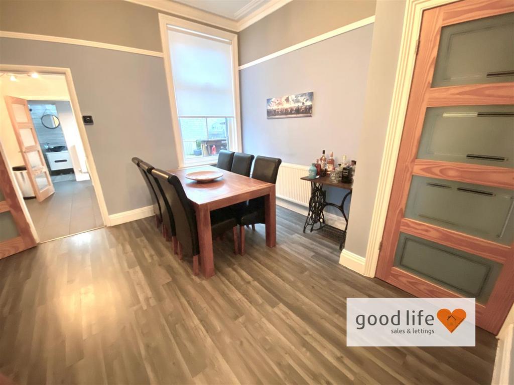 20250212 140506983 i OS85sydenhamterrace.jpg