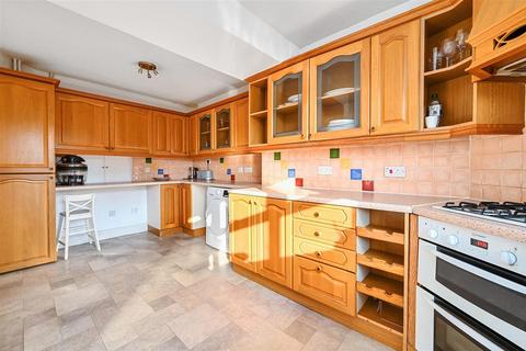 4 bedroom semi-detached house for sale, Nep Town Road, Henfield