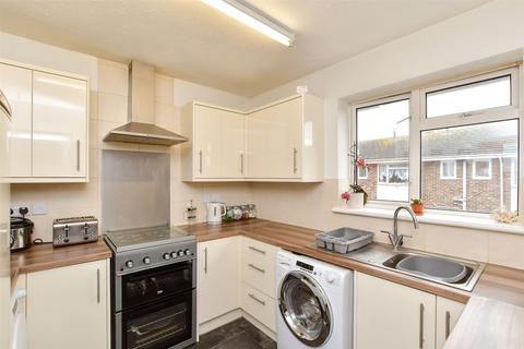 2 bedroom flat for sale, Shaftesbury Road, Rustington, West Sussex