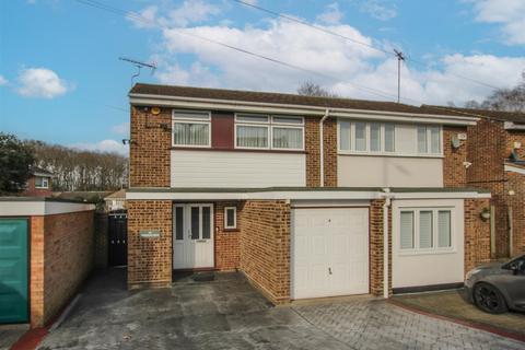 3 bedroom semi-detached house for sale, Woodman Road, Warley, Brentwood