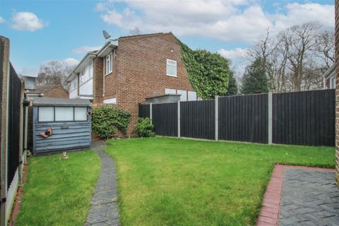 3 bedroom semi-detached house for sale, Woodman Road, Warley, Brentwood