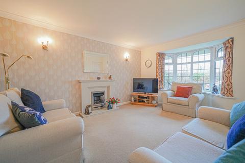 4 bedroom detached house for sale, Browns Lane, Knowle, B93