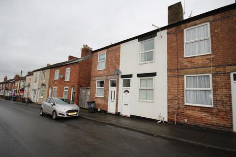 3 bedroom terraced house to rent, Heath Road, Burton upon Trent DE15