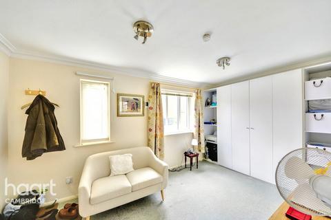 undefined, Lucerne Close, Cambridge