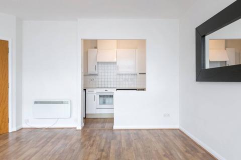 2 bedroom flat for sale, Newington Causeway, Elephant and Castle, London, SE1